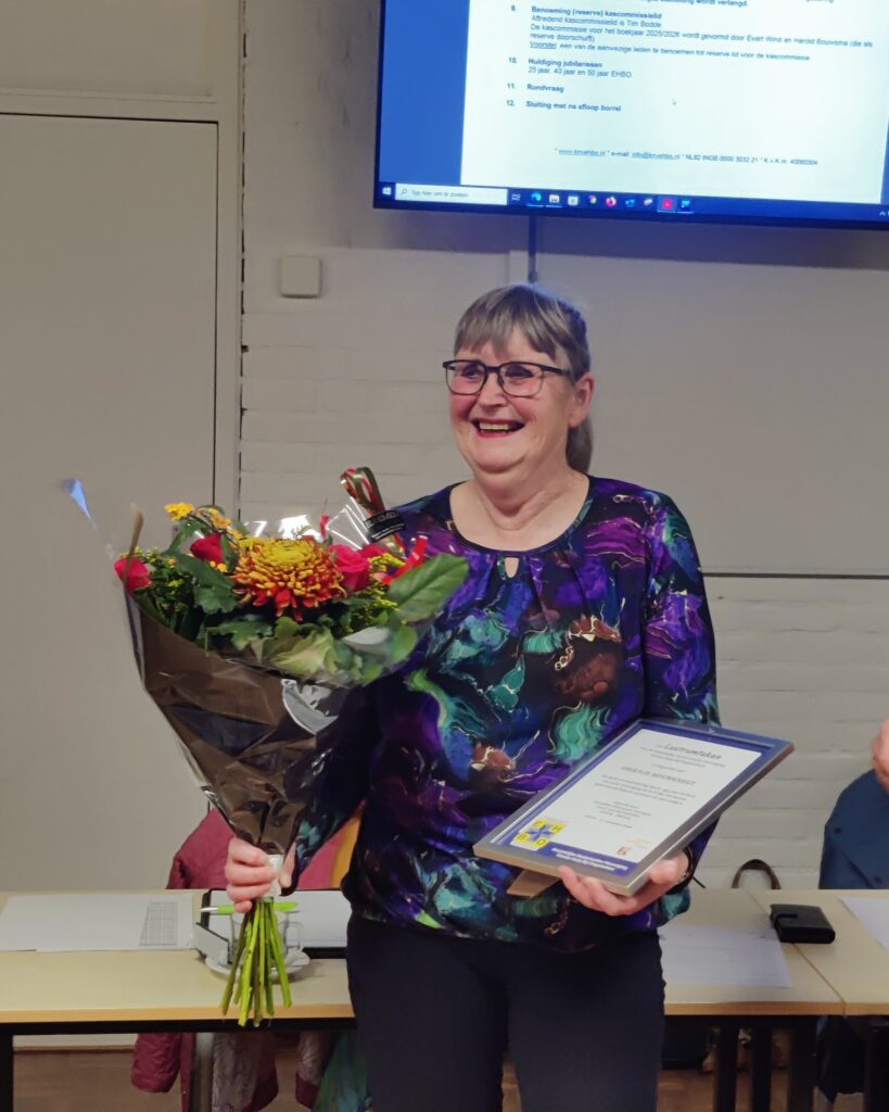 Grietje Bouwknegt  40 jaar EHBO diploma